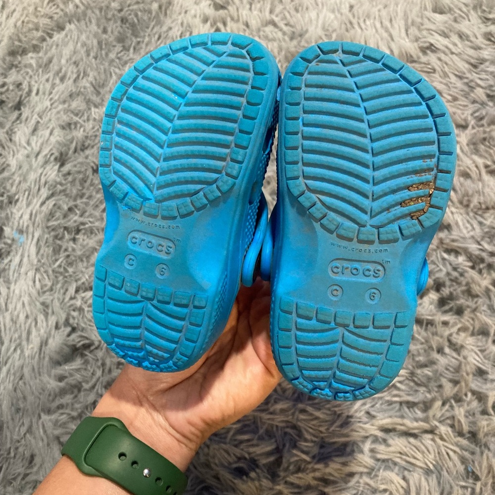 Crocs - Picture 4 of 6